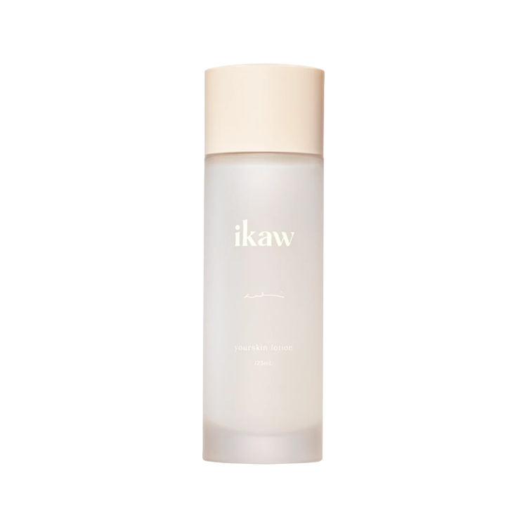 <p><strong>化粧水</strong><br/>ikaw yourskin lotion</p>